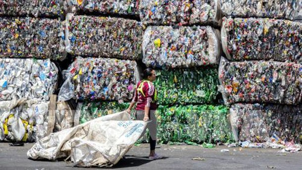 Australia phát minh công nghệ tái chế mọi loại nhựa 1